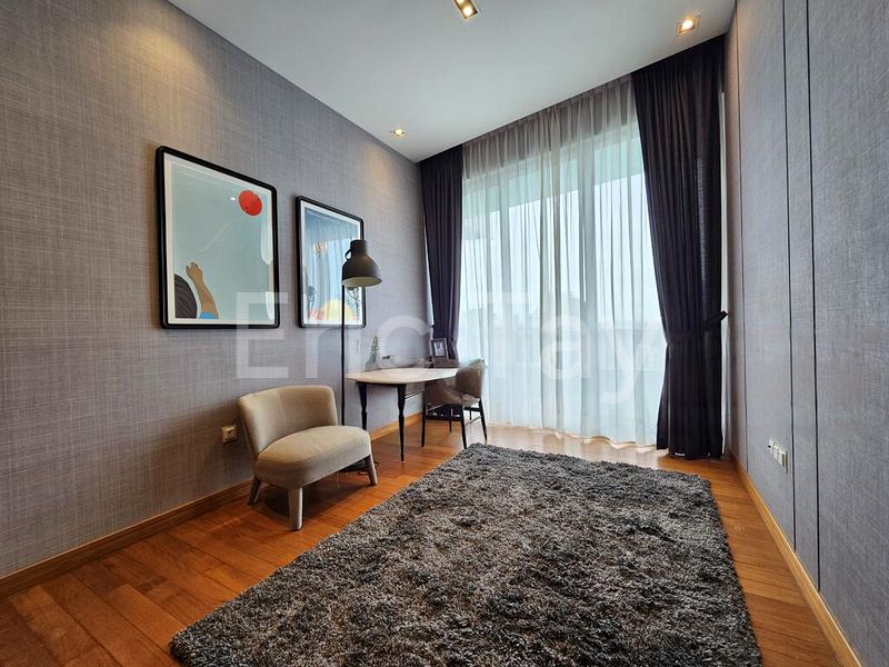 4 Bed Condo for Sale in  Grange Infinite - Image 6